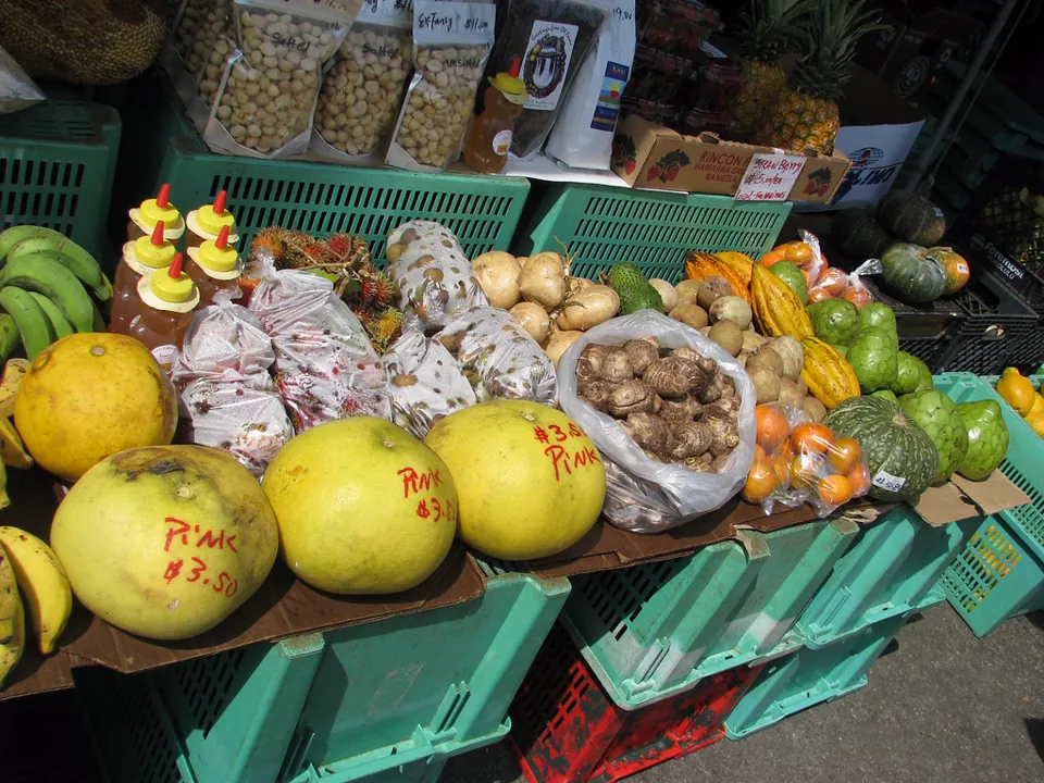 Local tropical fruit and produce at the Hilo farmers market